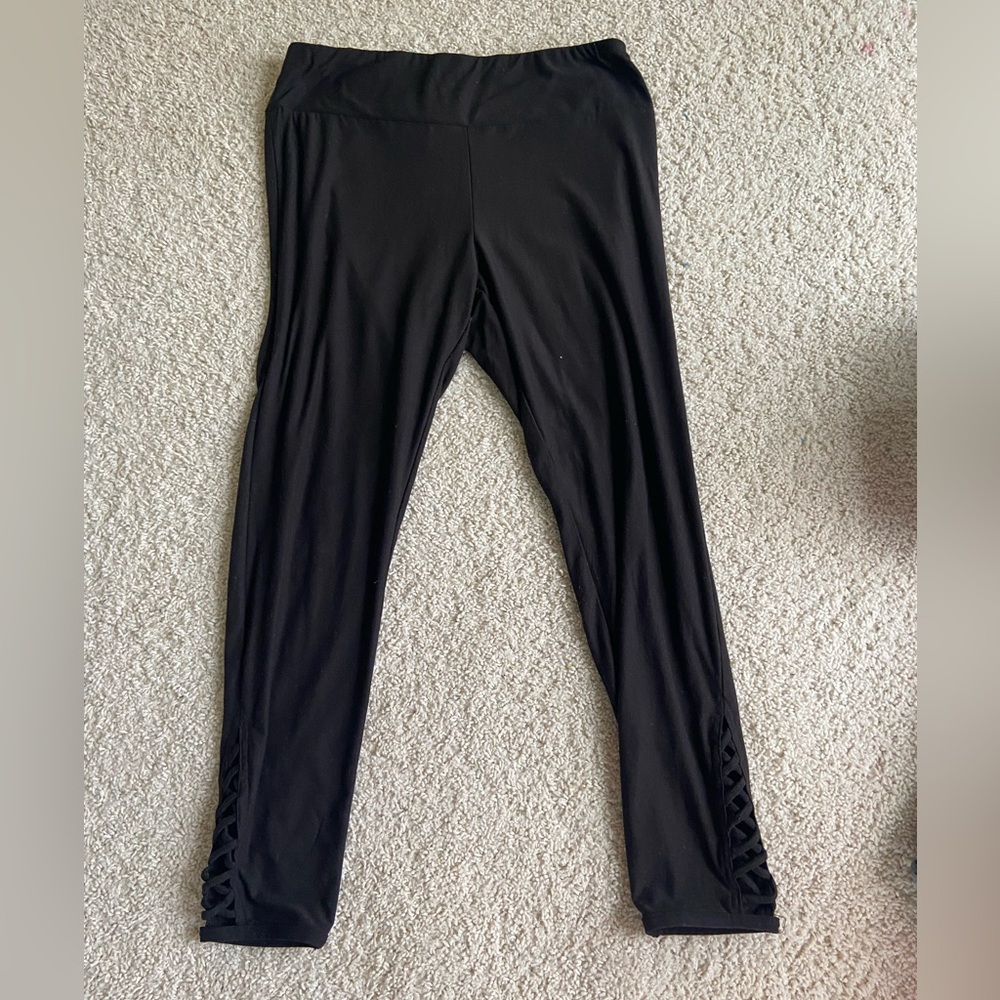 Plain Black Leggings size XL